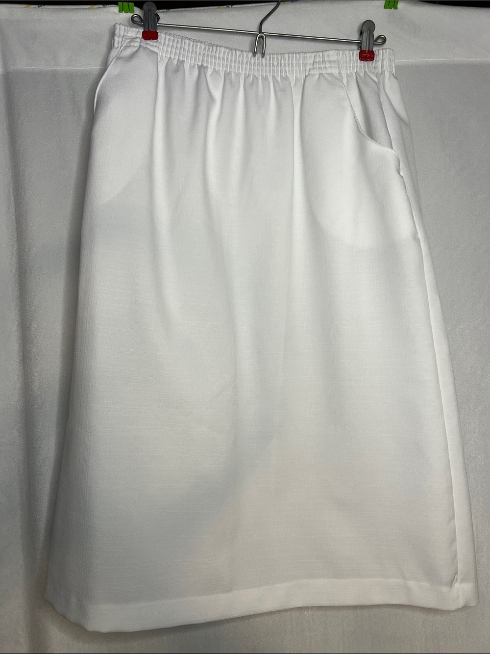 Vintage Blair Size 14 Poly Classic White Pull-On Skirt with pockets Waist 14-19”